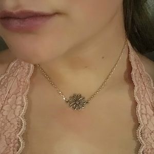 Flower Necklace/Choker